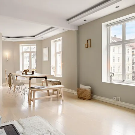 Dinbnb I 1898 Building With 95 Sqm Of Luxury I 2x Workspace Appartement Bergen