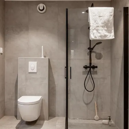 Appartement Dinbnb I 1898 Building With 95 Sqm Of Luxury I 2x Workspace *